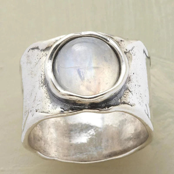 Anillo de Piedra de Luna Plateada