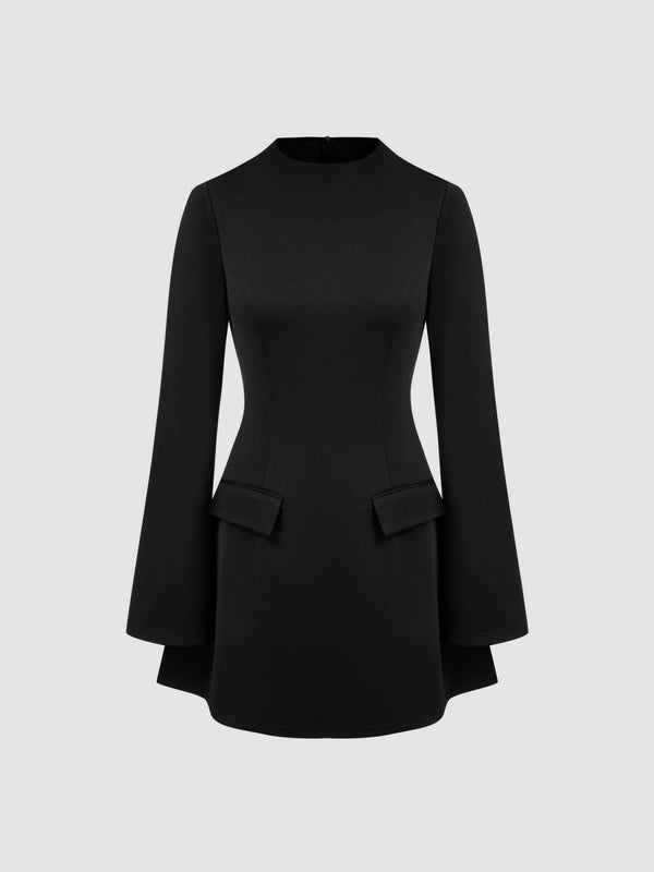 Vestido Mini de Manga Larga y Cuello Alto
