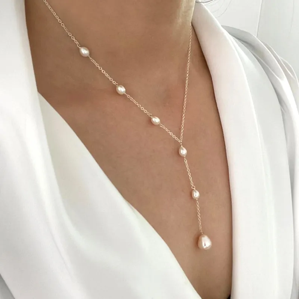 Collar con Colgantes y Perlas Vintage
