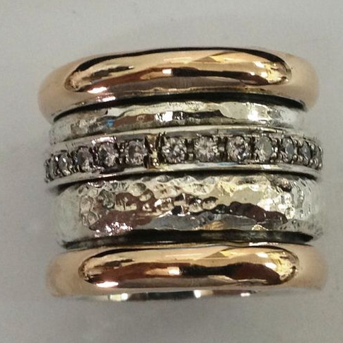 Anillo de oro grueso y superpuesto de estilo vintage