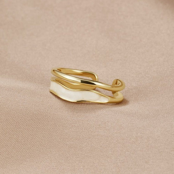 Anillo Dorado Sahara en Capas