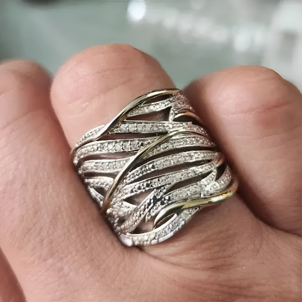 Anillo elegante trenzado de múltiples capas